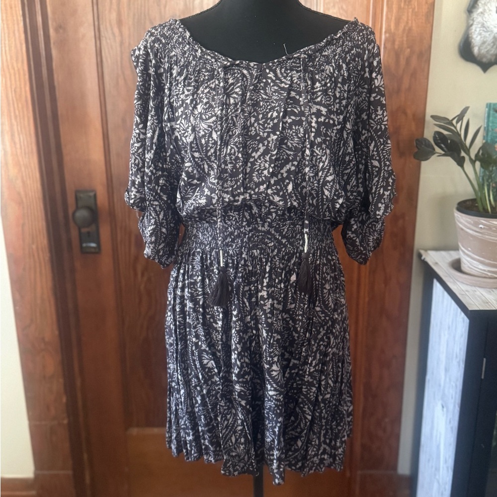 American Eagle Outfitters White and Gray Dress with Sequins